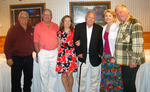 June 2010 Sisters & Brothers: Me, Tom, Marriane, Wayne, Ginger and Dave